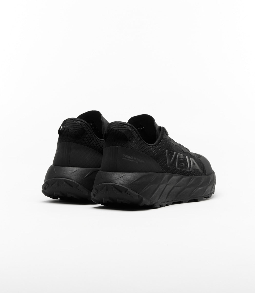 Veja Harpie Trail AeroShell Full Black, vue arrière